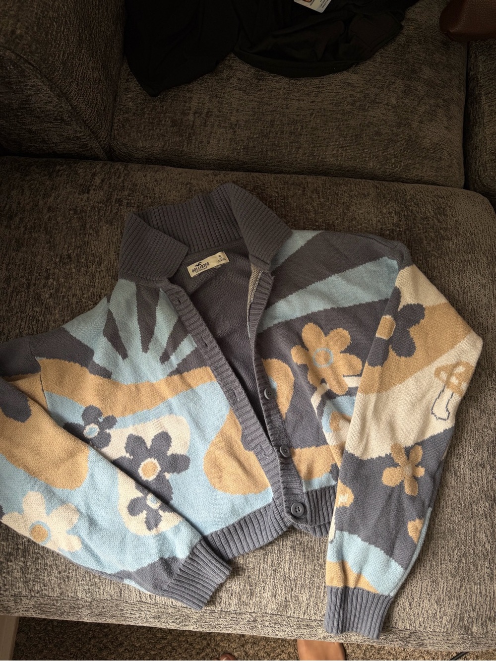 Hollister Cardigan Flowers